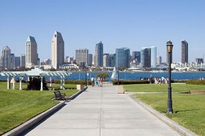 640px-Sandiego_skyline_from_coronado